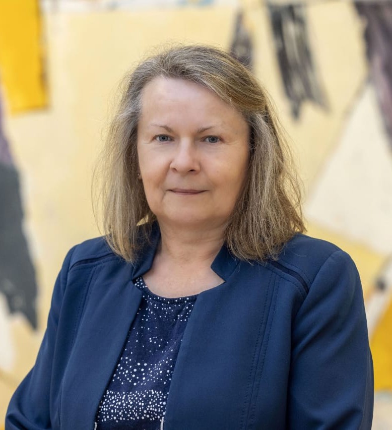 Prof. Dr. Carmen Thiele